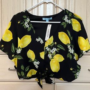 Lemon pattern cropped blouse